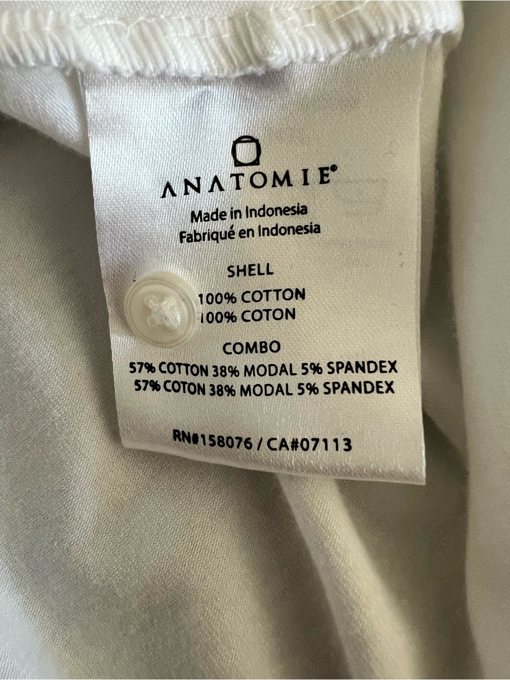 Anatomie women’s classic white button down travel top. - Picture 7 of 7